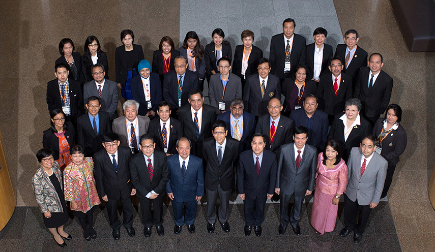 PSU President joins three AUN Meetings in Singapore